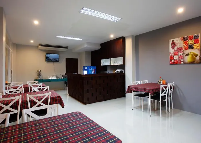 Nize Hotel Phuket
