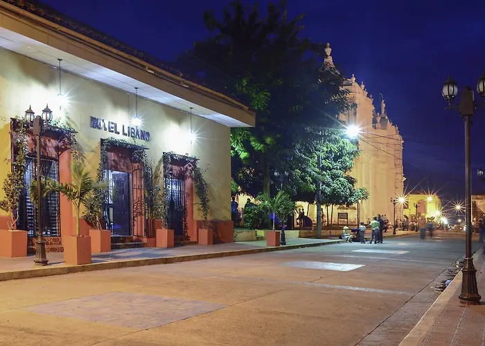 Hotel Libano Leon