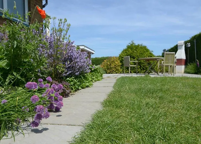 Fourwinds B&B March