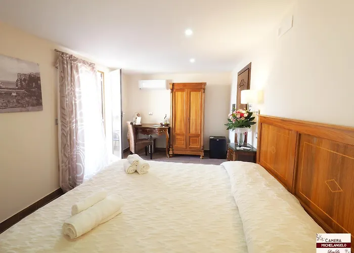 Lorylu Hotel Tropea