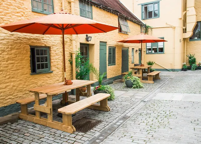 The Dolphin Hotel Wincanton