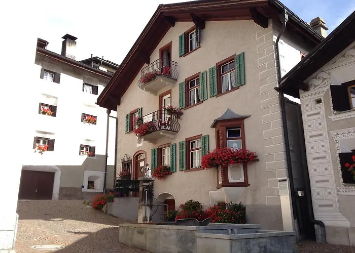 Aparthotel Chasa Valaer Scuol