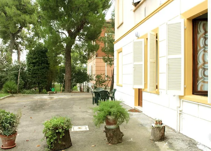 Pino Marittimo Bed & Breakfast Civitanova Marche