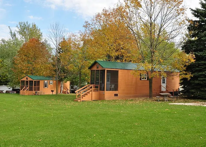 Plymouth Rock Camping Resort Deluxe Cabin 15 Elkhart Lake