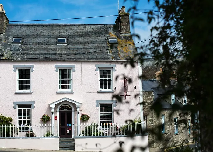Cnapan Guest House Newport 