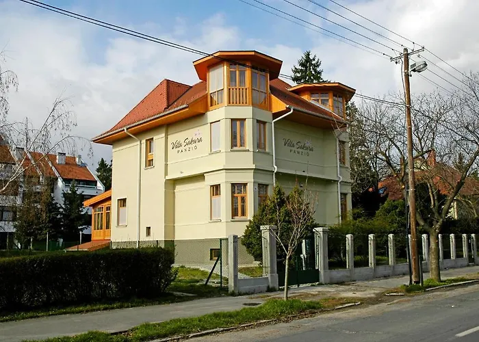 Villa Sakura Panzio Sopron