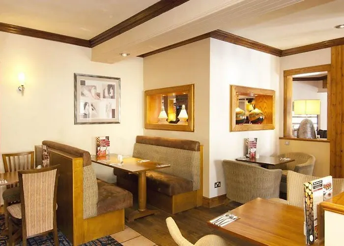 Premier Inn Premier Inn Huddersfield Central