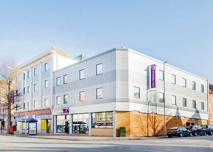 Premier Inn Premier Inn Eastbourne Town Centre