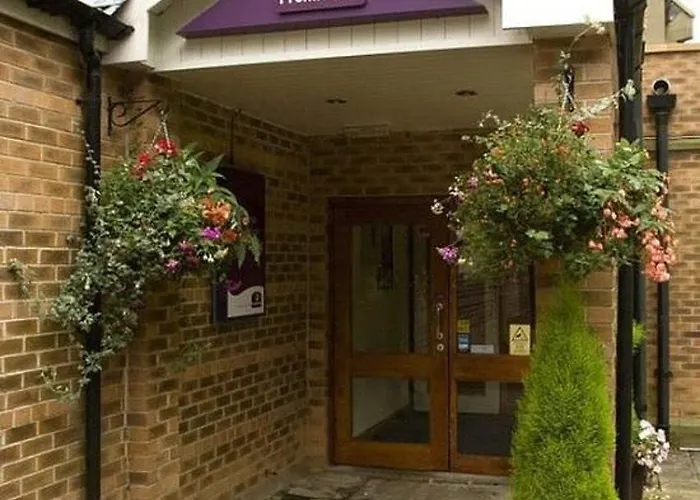 Holmfield Arms Hotel Wakefield