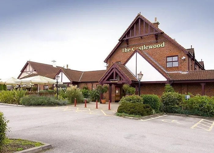 Premier Inn Mansfield South Normanton