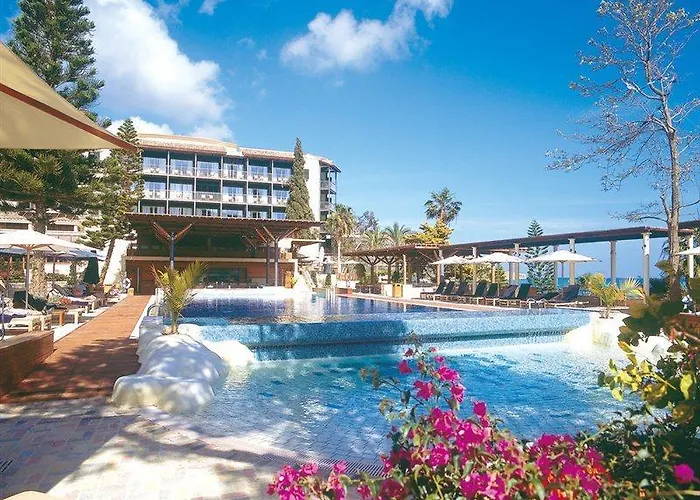 Columbia Beachotel Pissouri