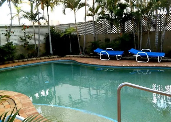 Budds Beach Apartments Surfers Paradise