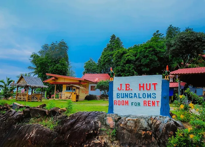 J.B.Hut Bungalows Haad Yao