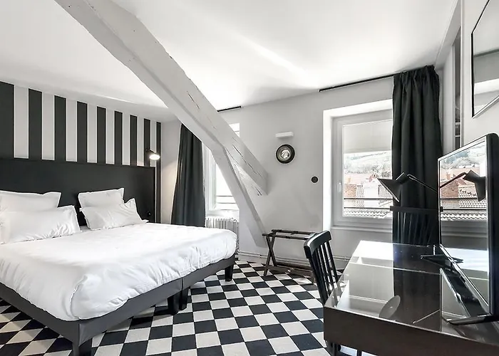 Urban Style Hotel Des Carmes Aurillac