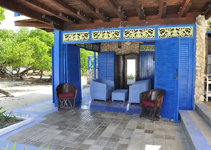 Casa Gaviota Baru Beach House