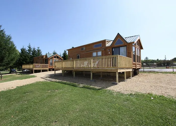 Lakeland Rv Campground Loft Cabin 1 Edgerton