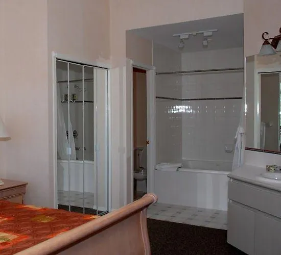 Sunchaser Vacation Villas Fairmont Hot Springs