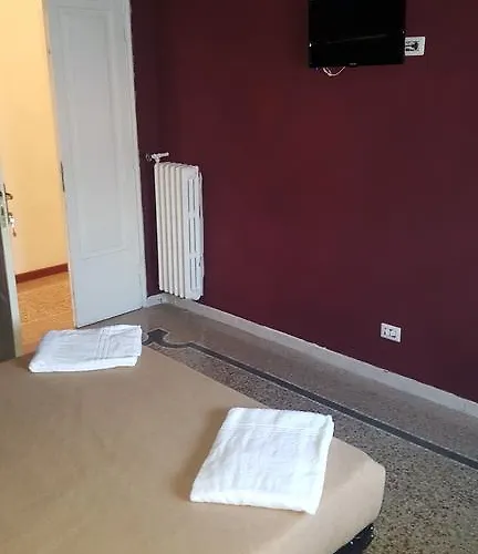 Art In Accommodation Roma