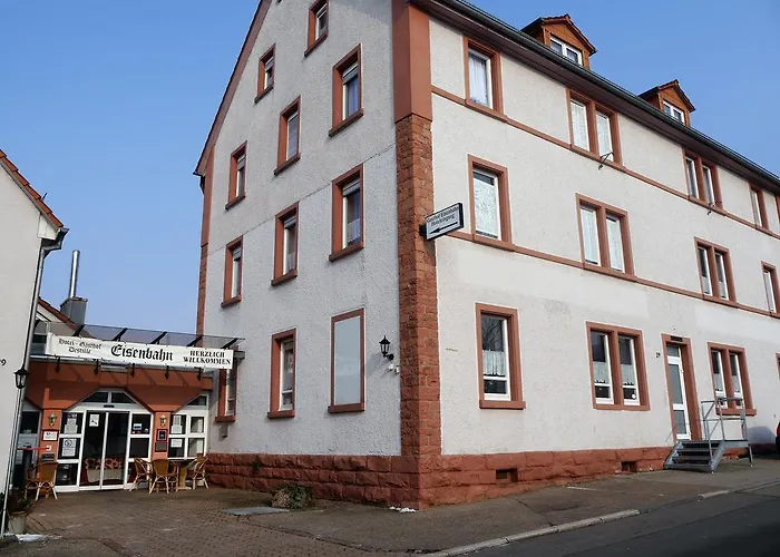 Hotel-Gasthof-Destille-Eisenbahn Mosbach 