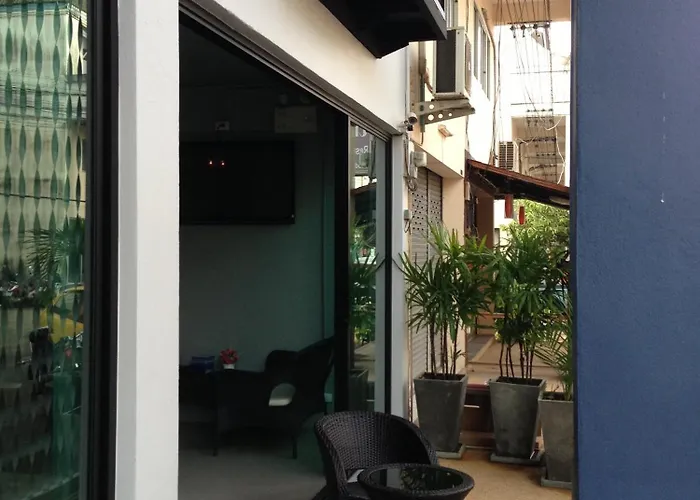 Chalong Sea Breeze Hotel