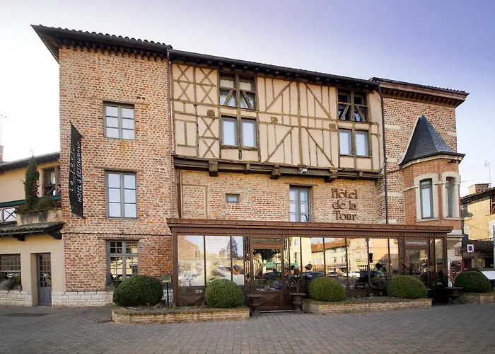 Hotel La Tour Cocooning&Gastronomie à Châtillon-sur-Chalaronne