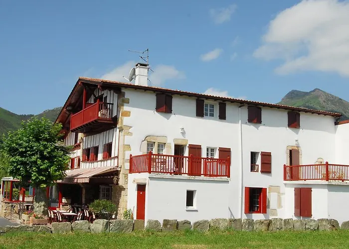 Hotel Pikassaria Sare