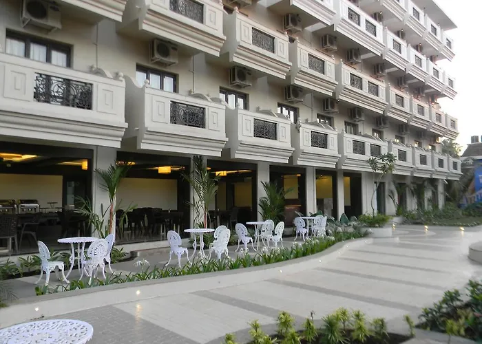 Resort De Crossroads Calangute