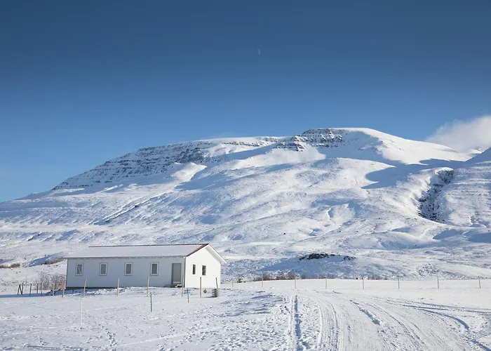 Guesthouse Baegisa Akureyri