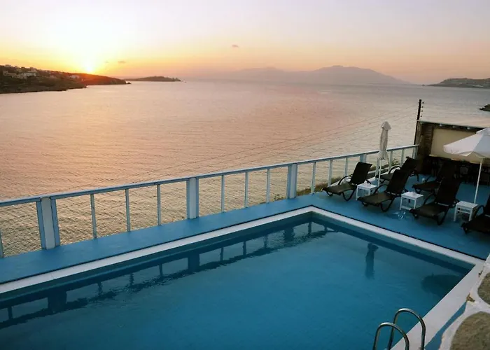 Vana Holidays Ornos 
