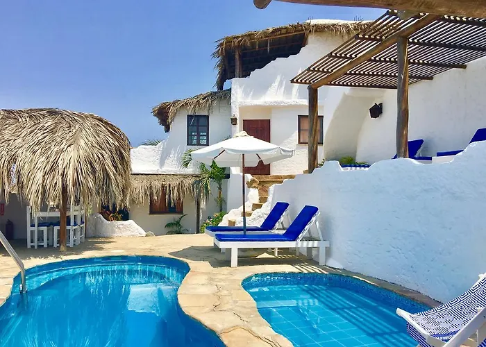 Hotel Smiling Crab Canoas de Punta Sal