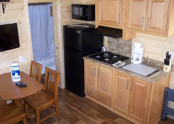 Russian River Camping Resort Cottage 7 Cloverdale