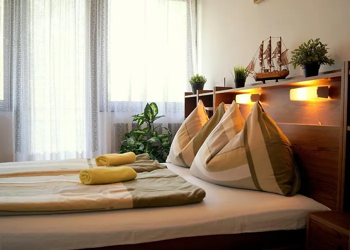 Sophie'S Guesthouse Siófok