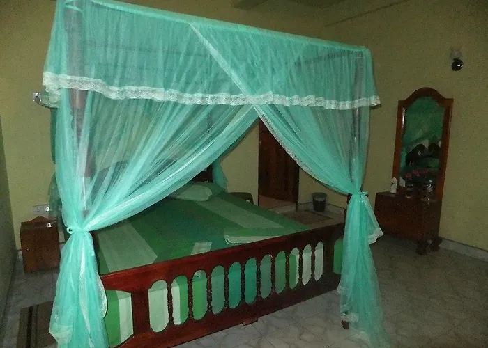 Elephant Camp Guest House Tissamaharama
