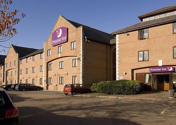 Premier Inn Guildford North - A3