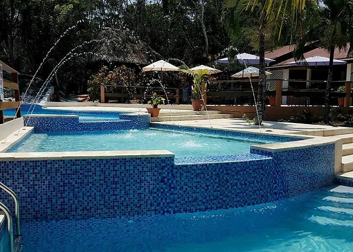 The Log Cab-Inn San Ignacio