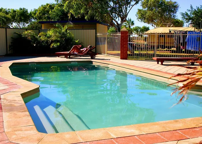 Coral Coast Tourist Park Hotel Carnarvon