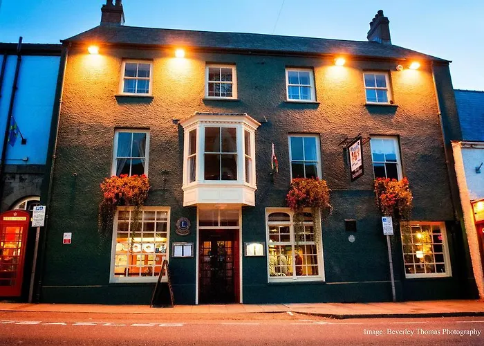 Old Kings Arms Hotel Pembroke