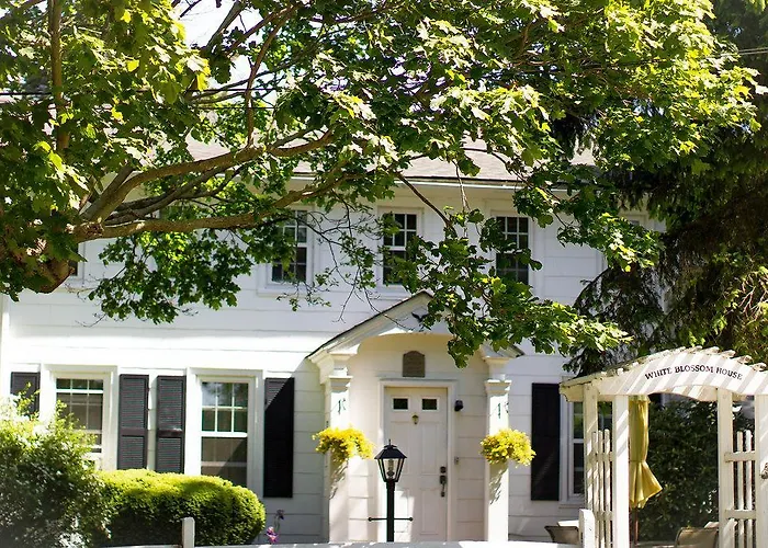 Historic White Blossom House Southold