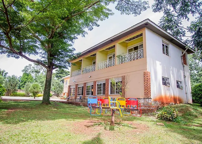 Jinja Safari Hotel