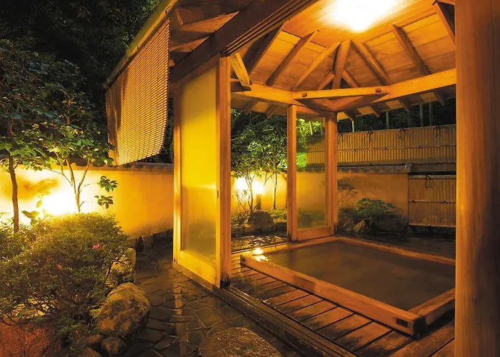 Yugawara Onsen Kawasegien Isuzu Hotel Atami 