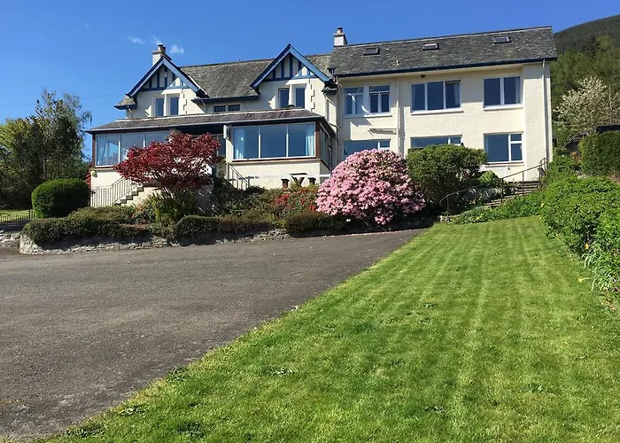 Lochearnhead Hotel