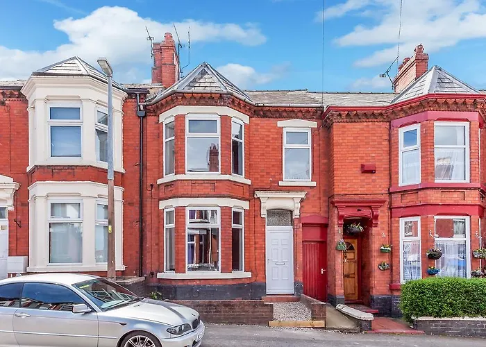 Townhouse @ 62 Samuel Street Crewe Hotel