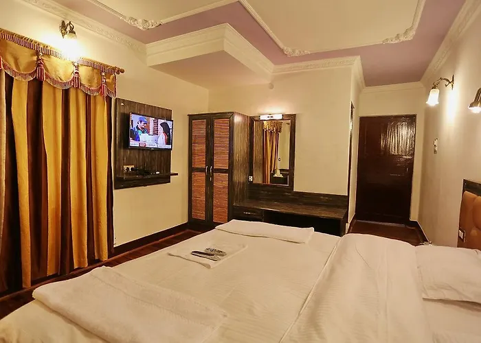 Hotel Ibni Kabeer Srinagar 