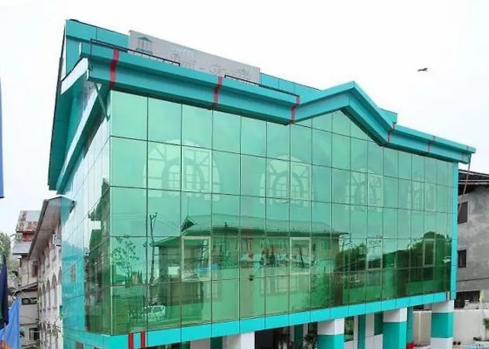 Hotel Ibni Kabeer Srinagar 