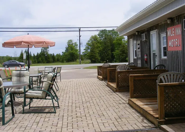Mile Inn Motel Wiarton