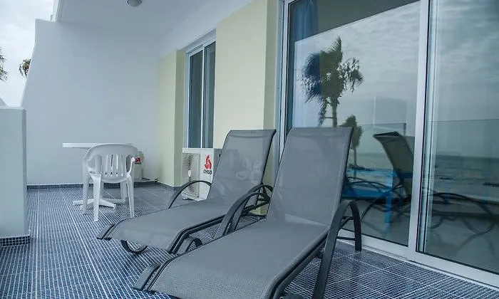 Paphinia Seaview Apartments Paphos
