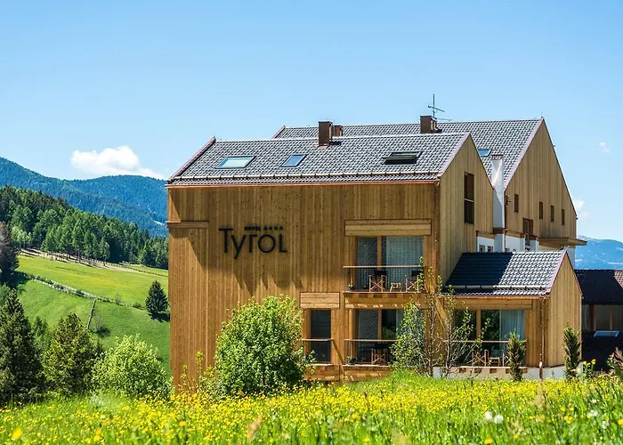Hotel Tyrol Funes 