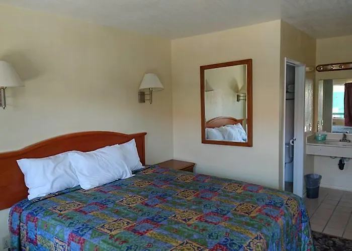 Bristol Motel Long Beach