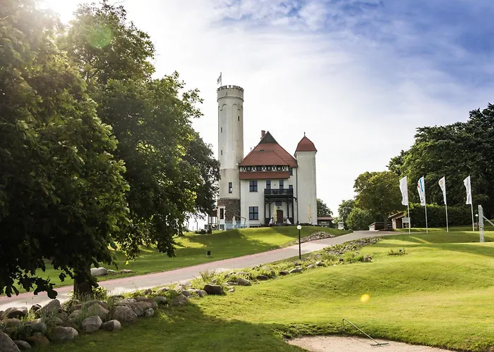 Schloss Ranzow - Kleines Romantik Hotel - Wellness - Golfplatz - Hochzeiten & Feiern Lohme