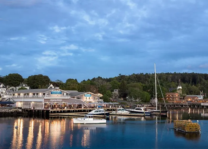 Boothbay Harbor Oceanside Inn